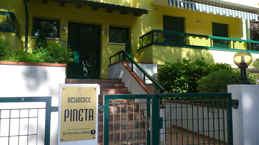 Residence Pineta - Agenzia Cocal カオルレ エクステリア 写真