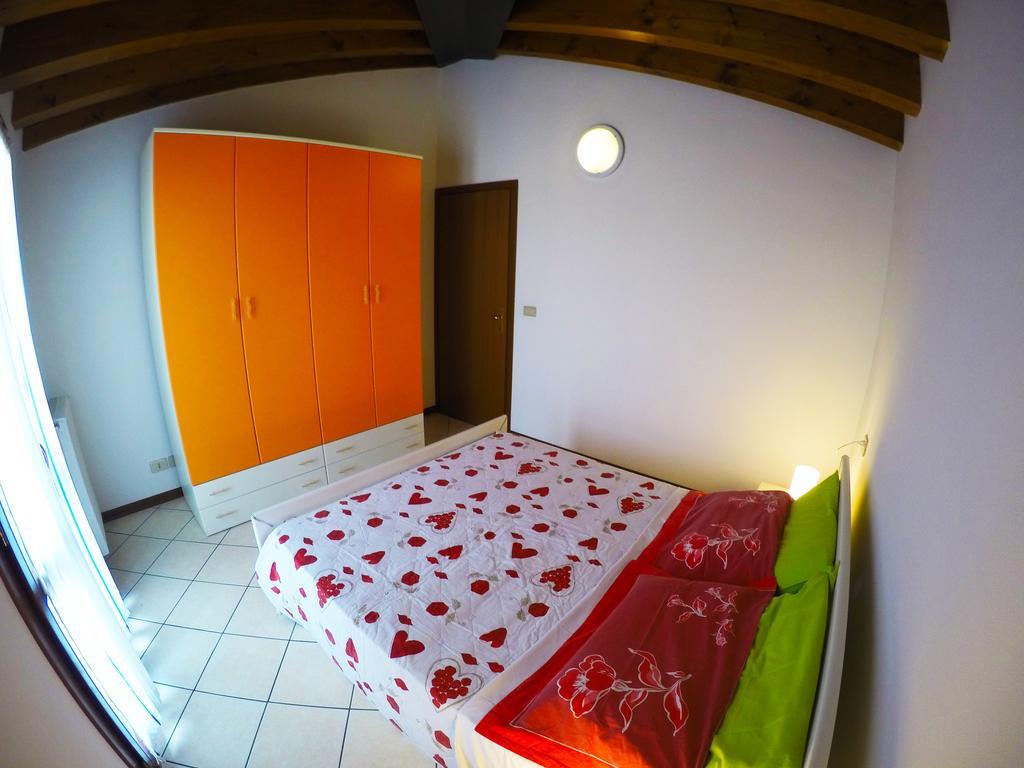 Residence Pineta - Agenzia Cocal カオルレ 部屋 写真