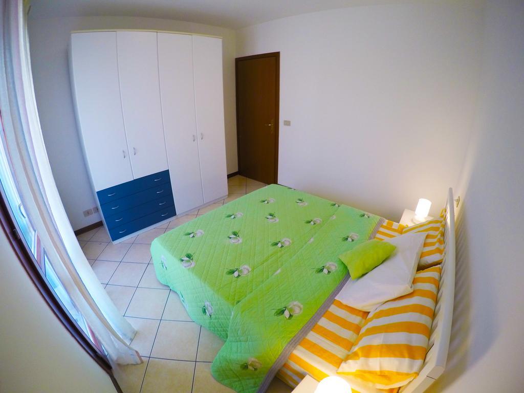 Residence Pineta - Agenzia Cocal カオルレ 部屋 写真